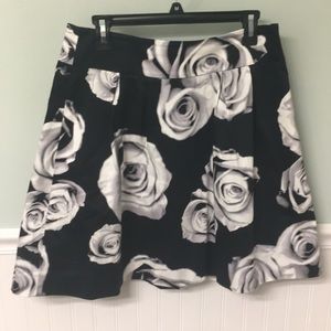 White House Black Market skirt